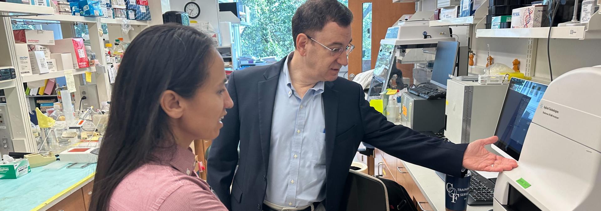 Rep. Davids at KU Med