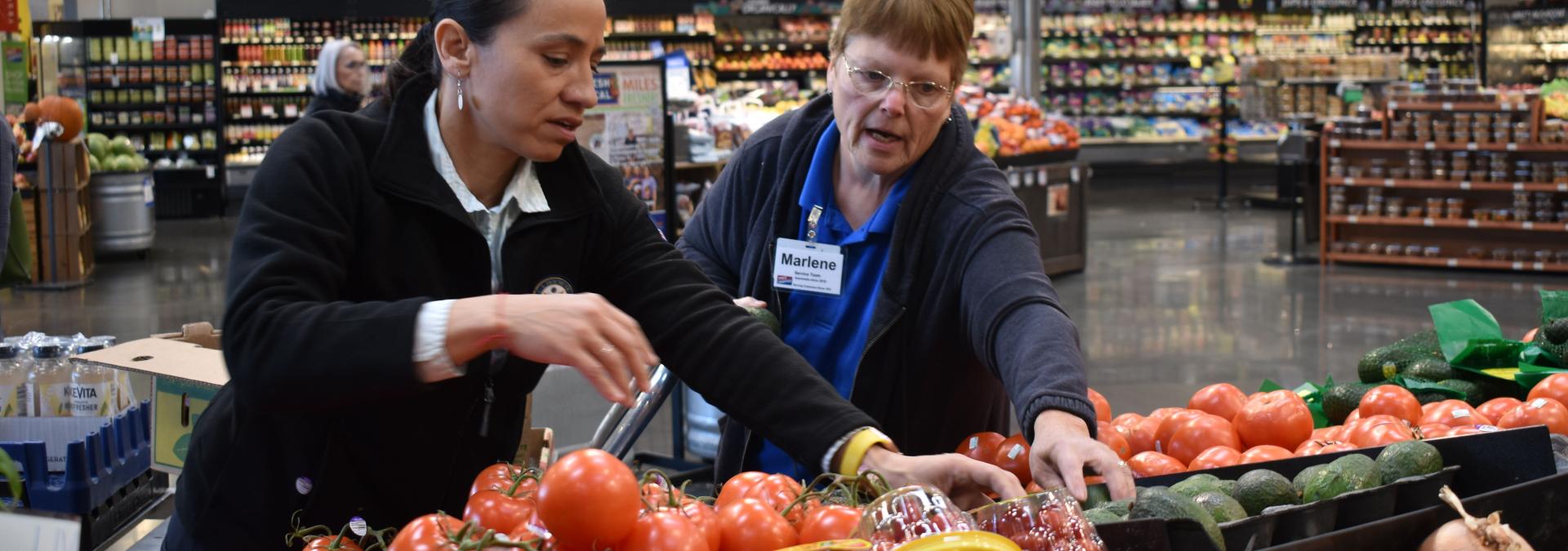 Rep. Davids at the Price Chopper in Roeland Park