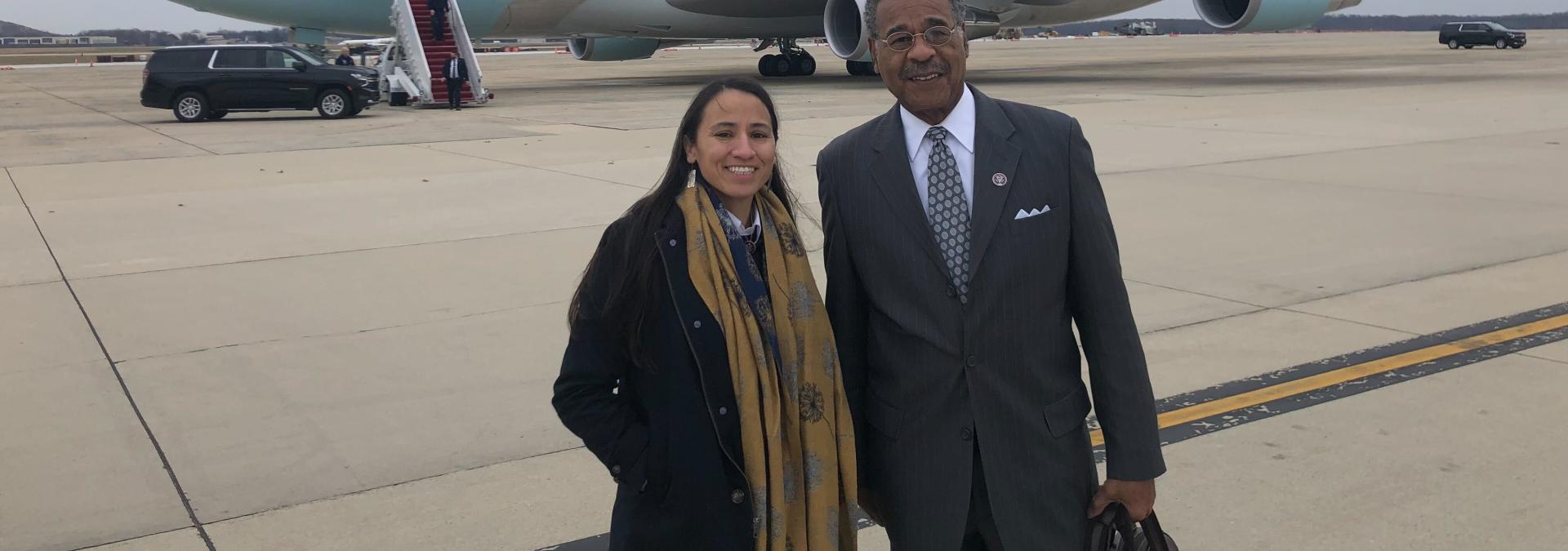 Reps. Davids and Cleaver outside Air Force One