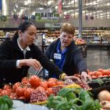 Rep. Davids at a Roeland Park Price Chopper.