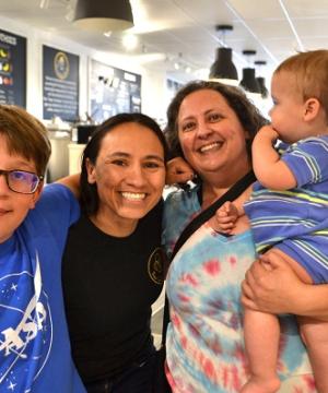 Rep. Davids with a Kansas family.